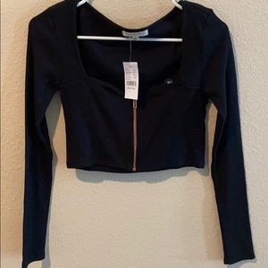 Brand new long sleeve crop